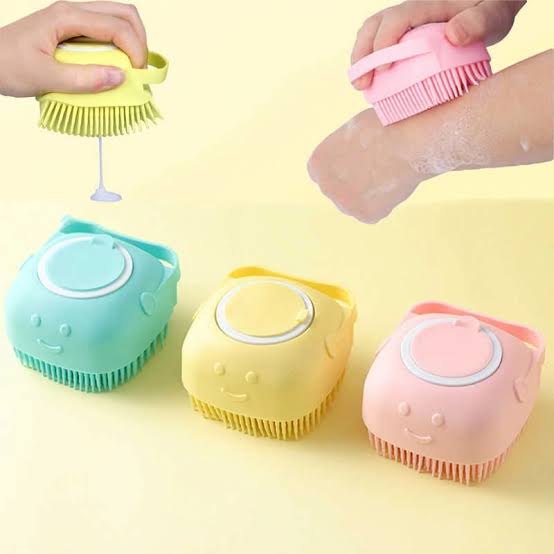 Mini Bath Brush (Random Color)